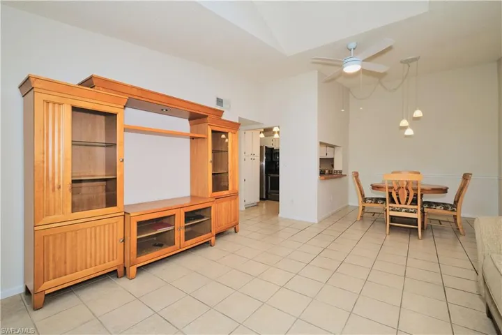 9650 Green Cypress Ln 22, Fort Myers, Florida 33905