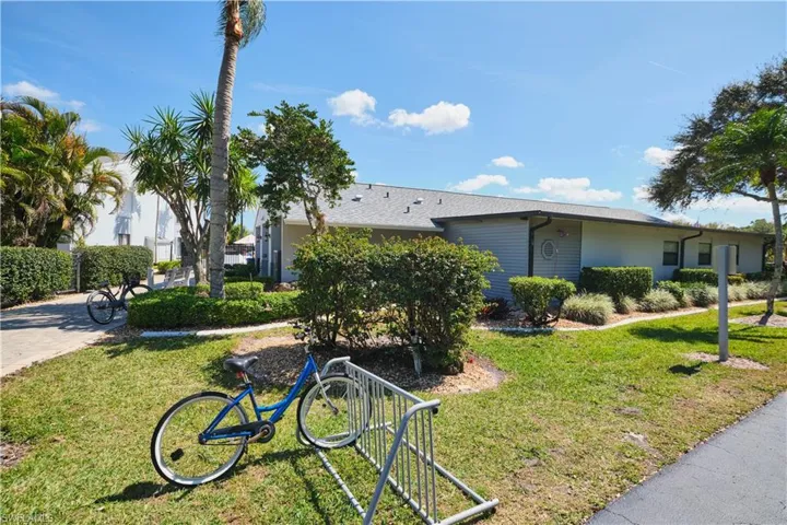 9650 Green Cypress Ln 22, Fort Myers, Florida 33905