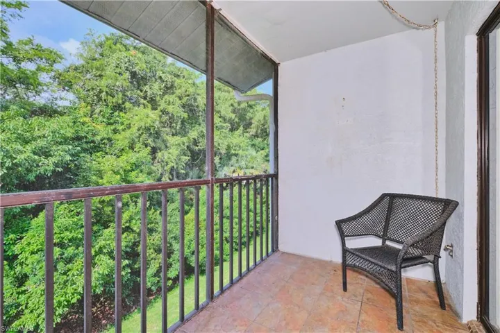 9650 Green Cypress Ln 22, Fort Myers, Florida 33905