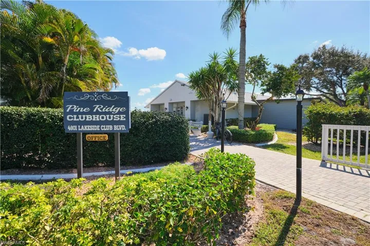 9650 Green Cypress Ln 22, Fort Myers, Florida 33905