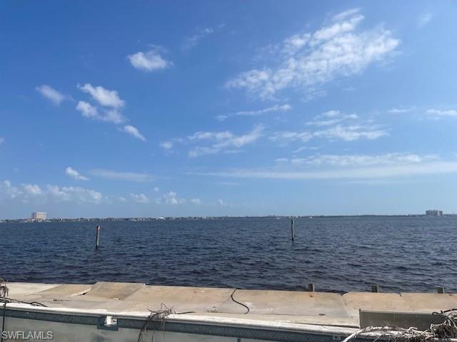 1618 Edith Esplanade, CAPE CORAL FL 33904