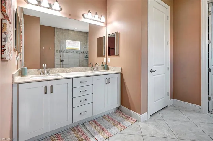 Owner's Bath