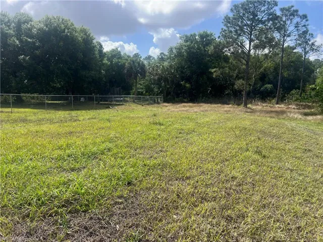 1614 Henry Ave, Lehigh Acres, Florida 33972