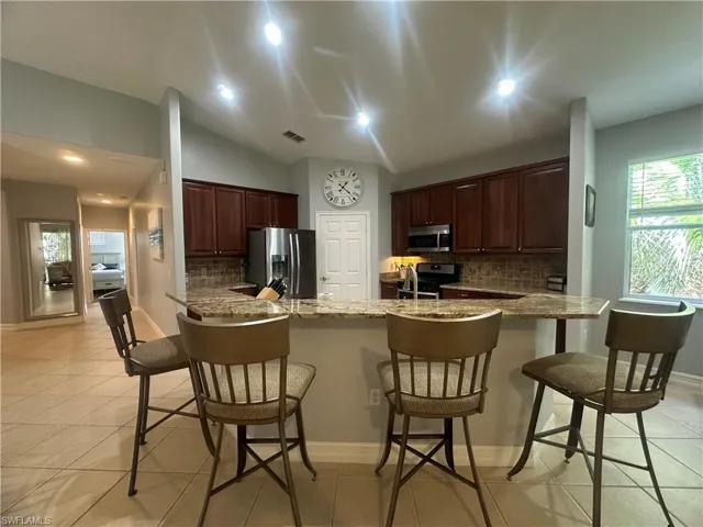 2004 Tarpon Bay Dr N 201, Naples, Florida 34119
