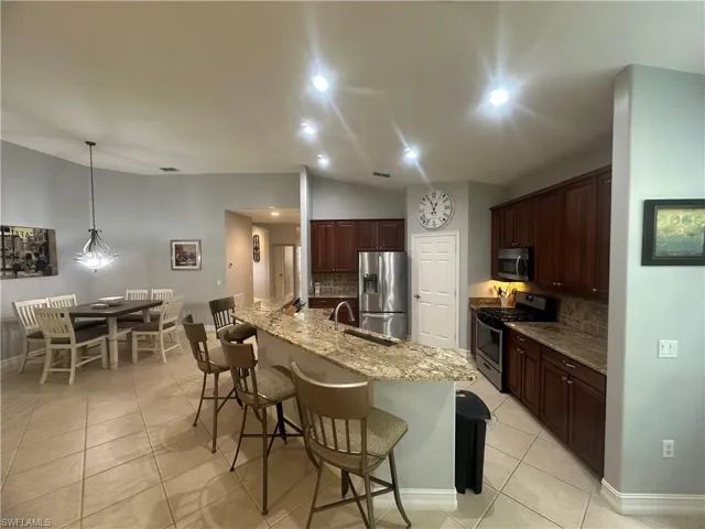 2004 Tarpon Bay Dr N 201, Naples, Florida 34119