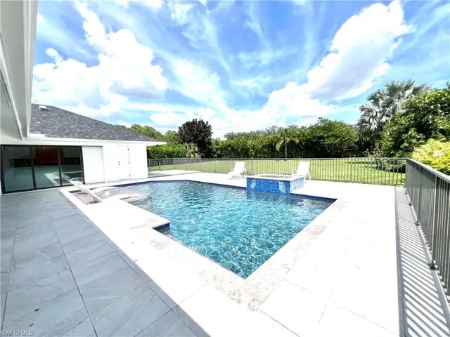 1919 Countess Ct, Naples, Florida 34110
