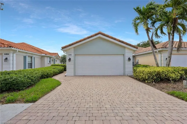5386 Guadeloupe Way, Naples, Florida 34119
