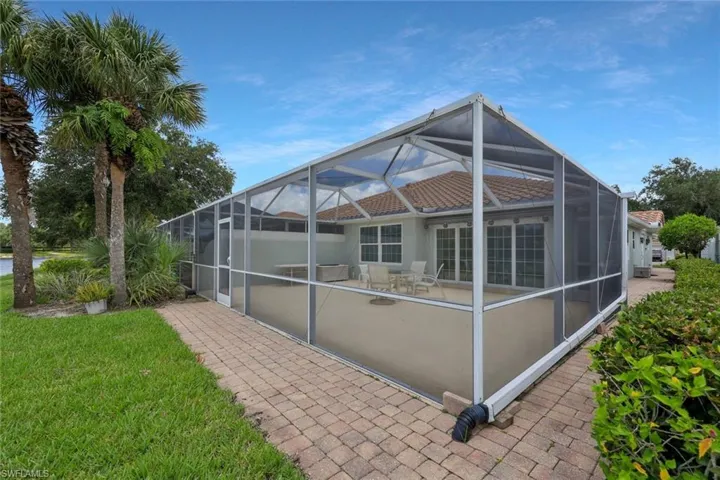 5386 Guadeloupe Way, Naples, Florida 34119