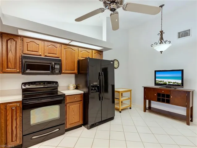 1207  Broadwater  DR, Fort Myers, FL 33919