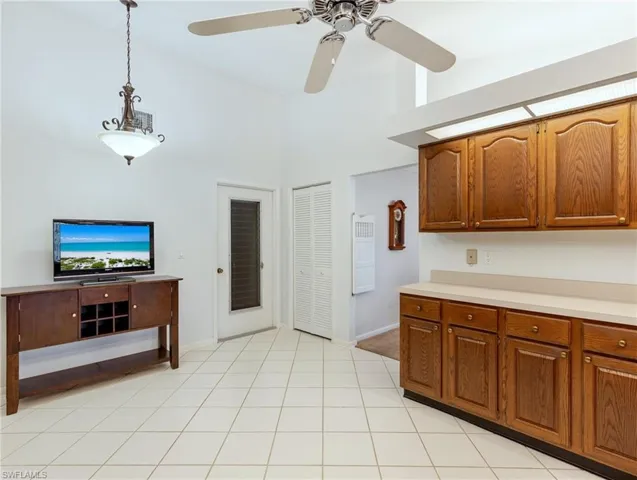 1207  Broadwater  DR, Fort Myers, FL 33919