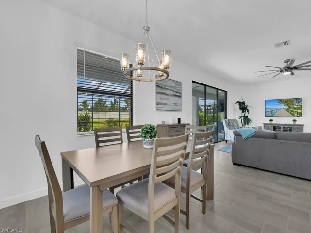 Breakfast Nook