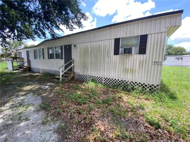 2211 Cantor Ln, North Fort Myers, Florida 33917