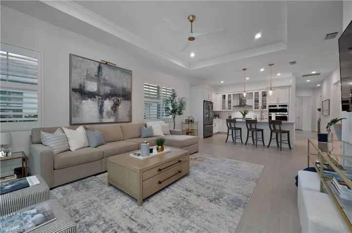 9083 Saint Lucia Dr, Naples, Florida 34114