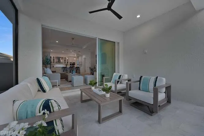 9083 Saint Lucia Dr, Naples, Florida 34114