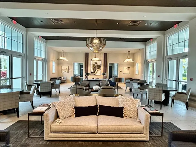 9083 Saint Lucia Dr, Naples, Florida 34114