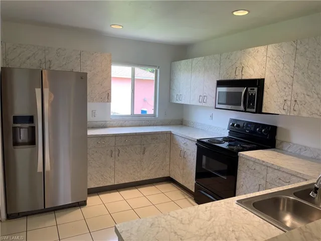 715 Fargo Dr, Fort Myers Fl 33913