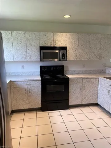 715 Fargo Dr, Fort Myers Fl 33913