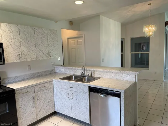 715 Fargo Dr, Fort Myers Fl 33913