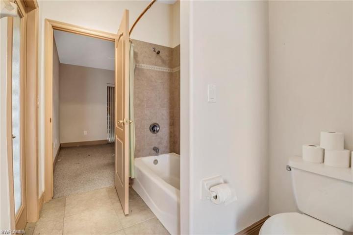 624 NE 2nd PL, CAPE CORAL FL 33909