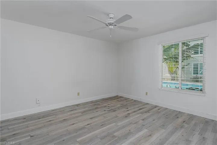 With pool view and lanai access