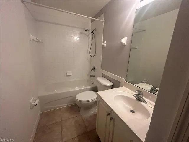 9420 Ivy Brook Run 304, Fort Myers, Florida 33913