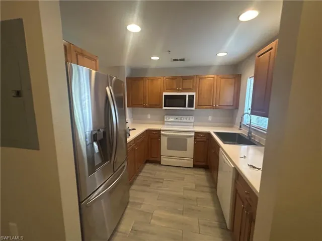 9420 Ivy Brook Run 304, Fort Myers, Florida 33913