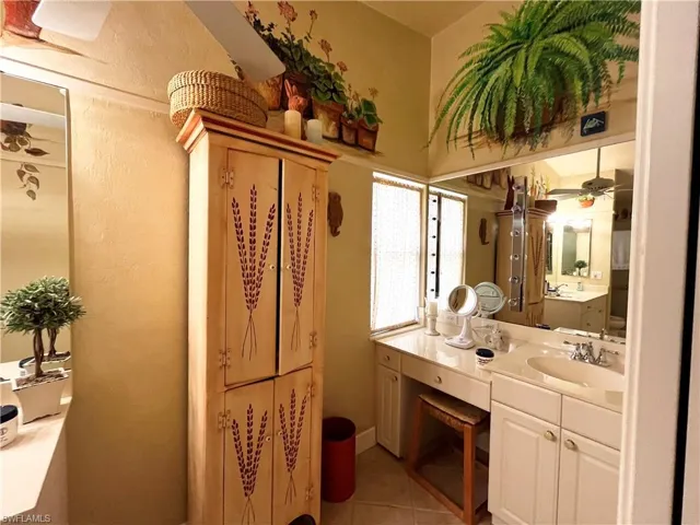 Main Bath, Separate Vanities