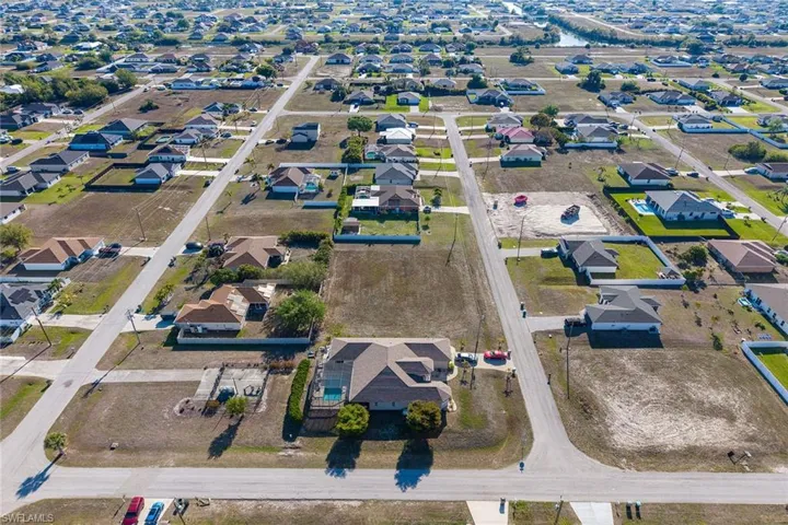 1115 20th Ter, Cape Coral, Florida 33993