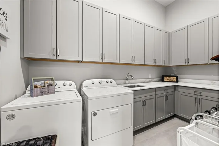 13001 Lapis Ct, Fort Myers, Florida 33913