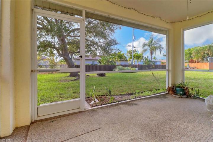 3620 SW 1st AVE, CAPE CORAL FL 33914