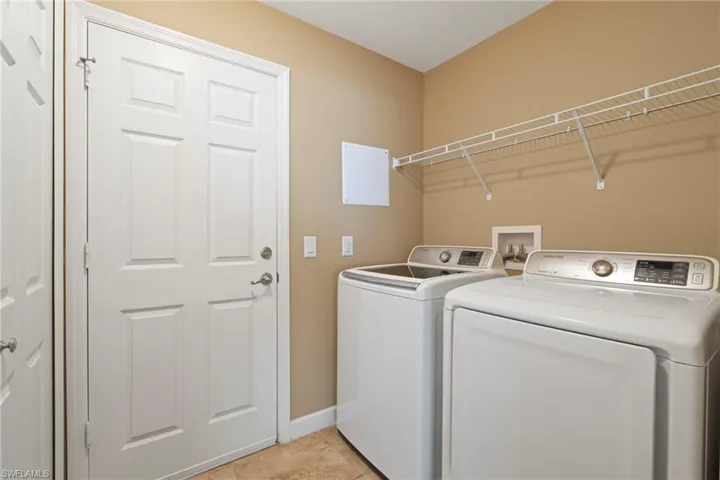 2710 SW 22nd AVE, CAPE CORAL FL 33914