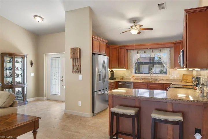 2710 SW 22nd AVE, CAPE CORAL FL 33914