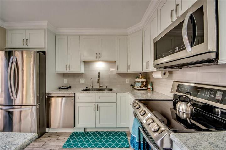 1708 Park Meadows DR # 2, FORT MYERS FL 33907