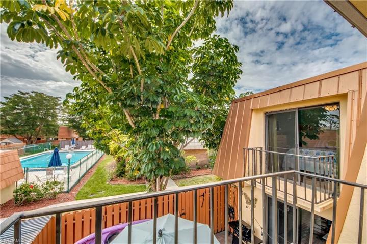 1708 Park Meadows DR # 2, FORT MYERS FL 33907