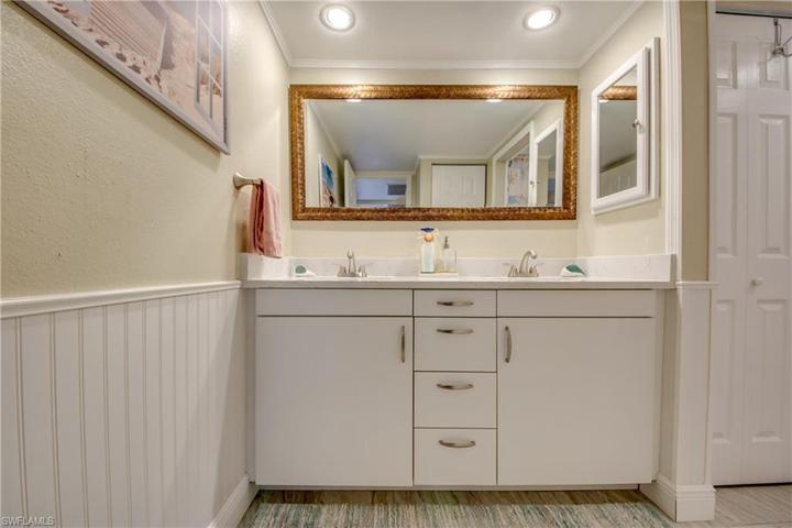1708 Park Meadows DR # 2, FORT MYERS FL 33907