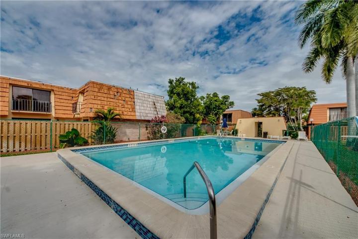 1708 Park Meadows DR # 2, FORT MYERS FL 33907