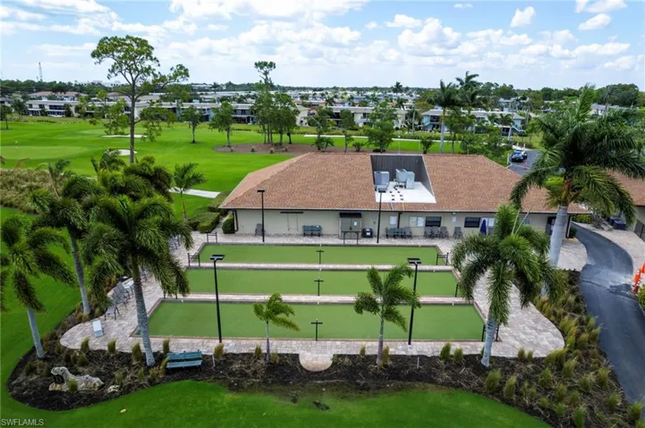 355  Palm  DR, Naples, FL 34112