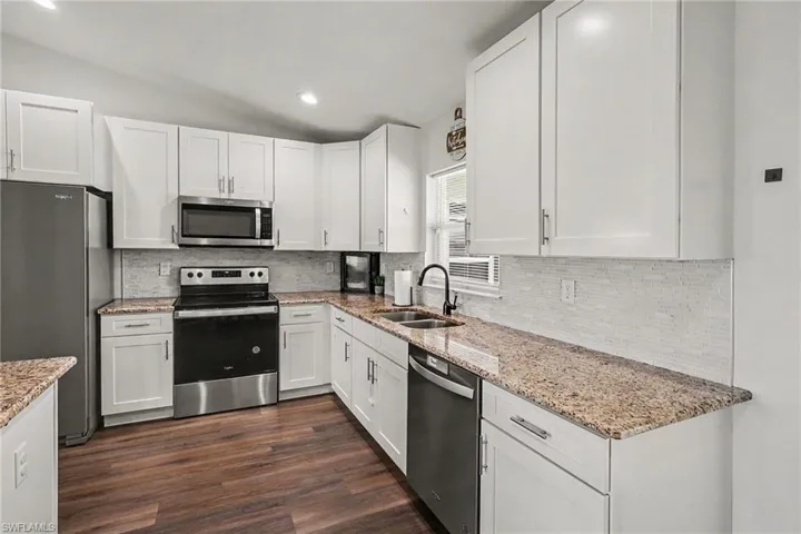630 Royce Rd, Labelle, Florida 33935