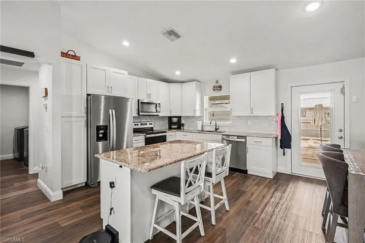 630 Royce Rd, Labelle, Florida 33935