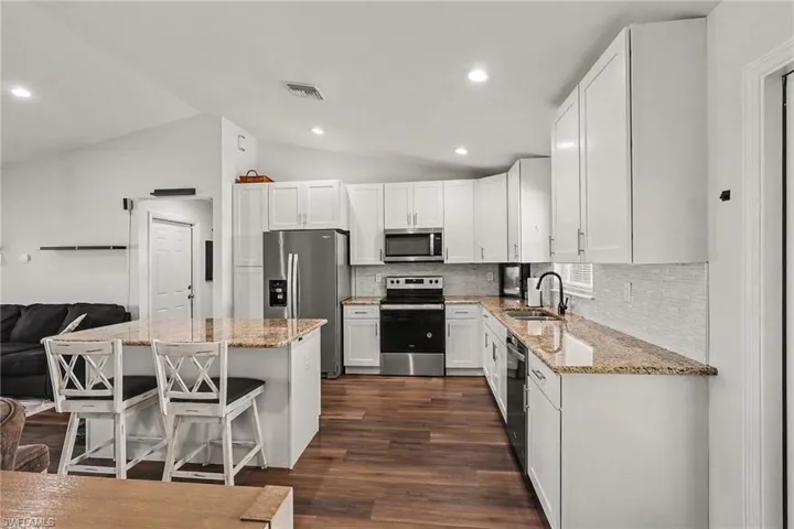 630 Royce Rd, Labelle, Florida 33935