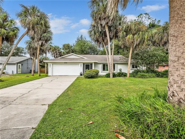 2333 Westwood Rd, North Fort Myers, Florida 33917