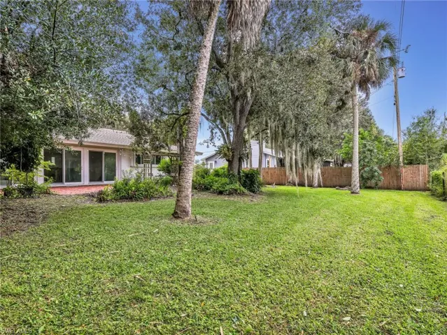 2333 Westwood Rd, North Fort Myers, Florida 33917