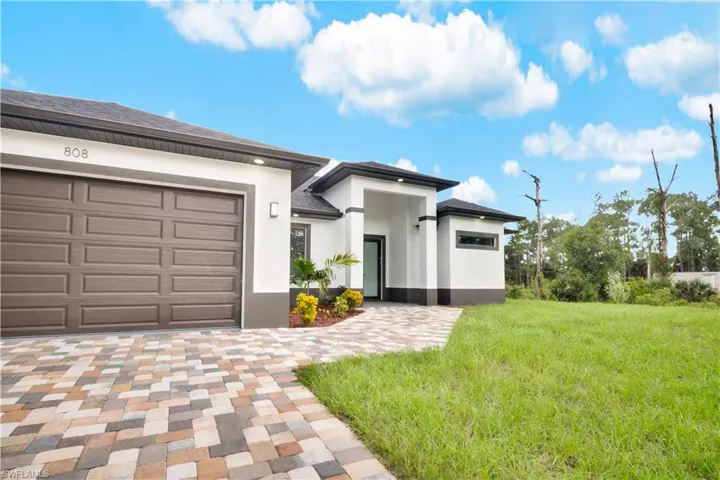 808 Willard Ave, Lehigh Acres, Florida 33972