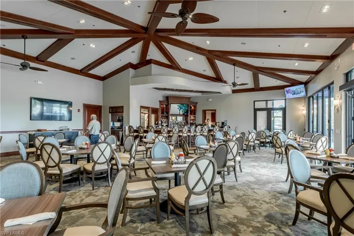 Clubhouse Indoor Dining