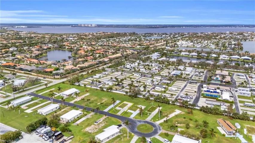 144  Raintree  LN, Fort Myers, FL 33908