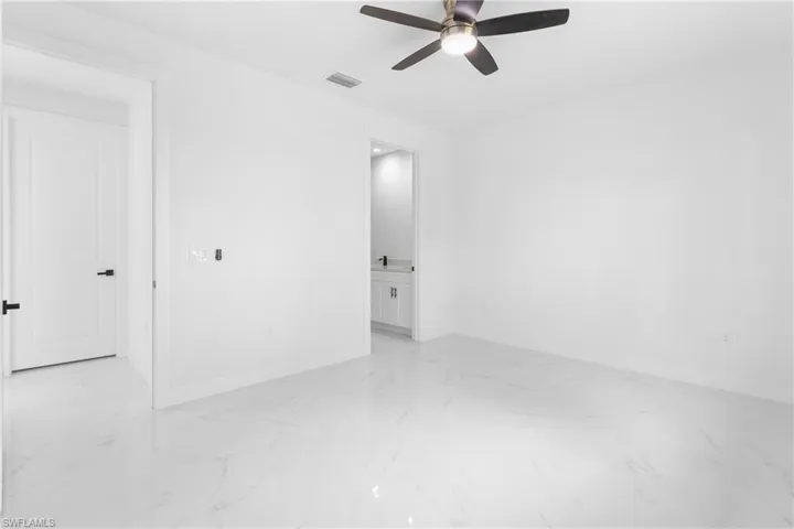 Unfurnished room with ceiling fan