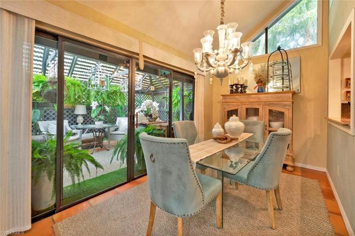 Elegant Dining area