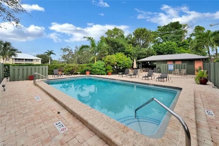 Community pool
