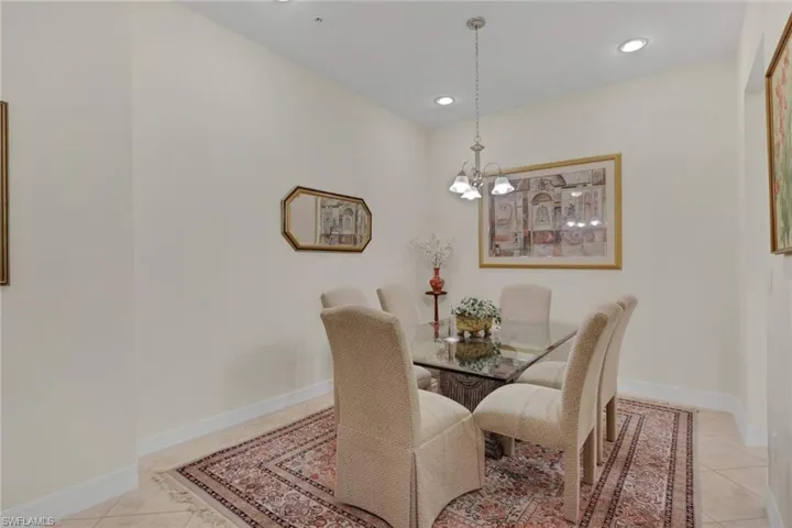 6502 Monterey Pt 102, Naples, Florida 34105