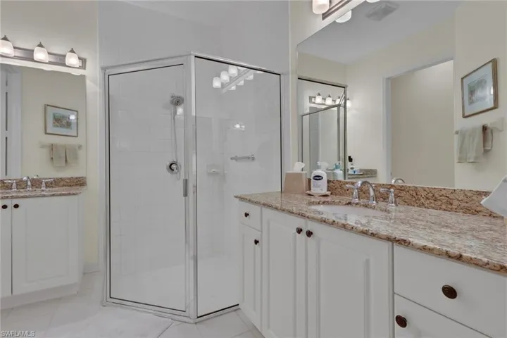 6502 Monterey Pt 102, Naples, Florida 34105